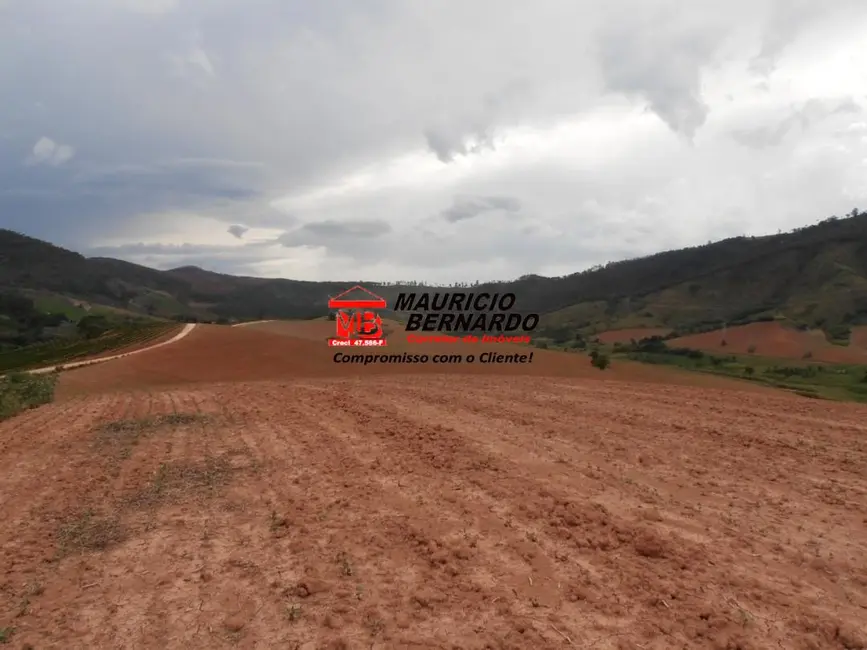 Foto 5 de Fazenda / Haras com 8 quartos à venda, 240m2 em Serra Negra - SP