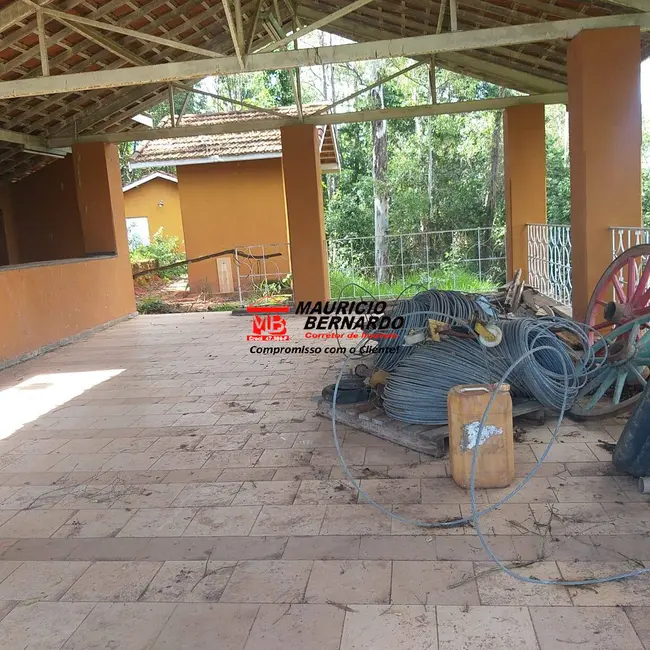Foto 3 de Fazenda / Haras com 5 quartos à venda, 36m2 em Amparo - SP