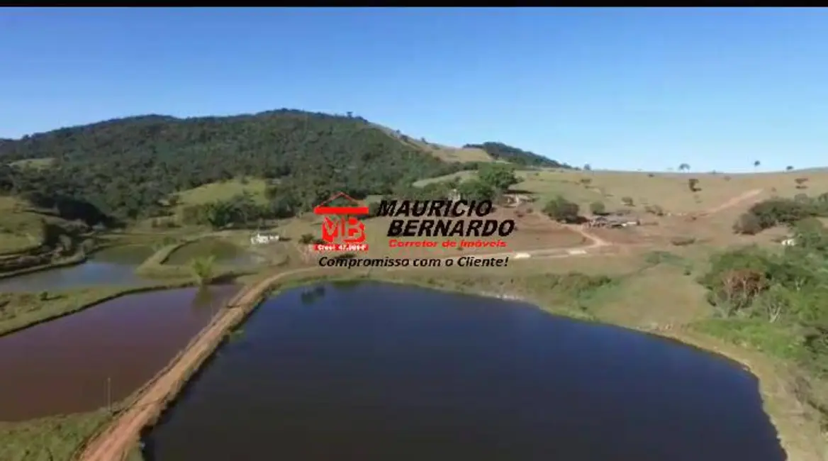 Foto 1 de Fazenda / Haras com 3 quartos à venda, 92m2 em Ouro Fino - MG