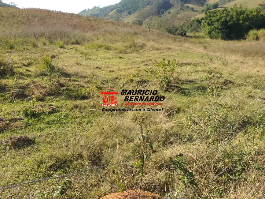 Foto 3 de Sítio / Rancho com 2 quartos à venda, 27m2 em Amparo - SP