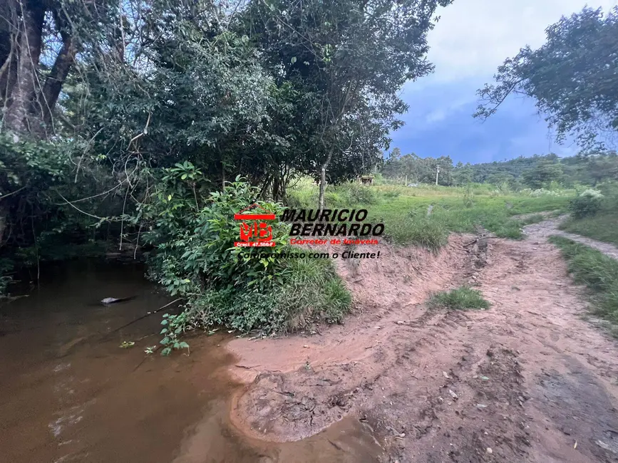 Foto 5 de Sítio / Rancho com 3 quartos à venda, 15m2 em Amparo - SP