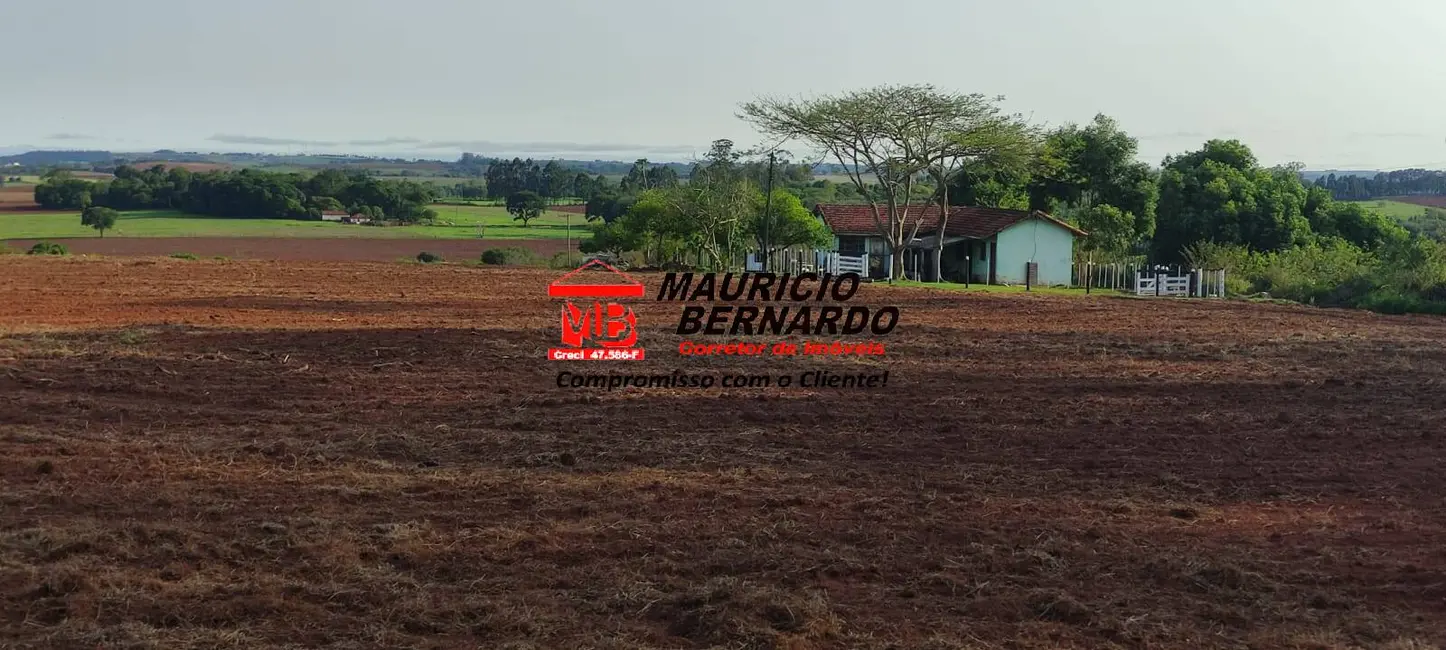 Sítio / Rancho com 3 quartos à venda, 10m2 em Vale dos Lagos, Tatui - SP - imagem 9 Foto 9 de Sítio / Rancho com 3 quartos à venda, 10m2 em Vale dos Lagos, Tatui - SP