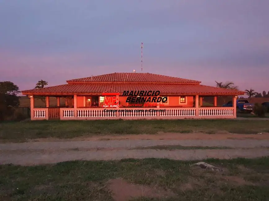 Foto 3 de Fazenda / Haras com 3 quartos à venda, 22m2 em Pedreira - SP