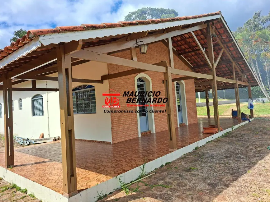 Foto 1 de Sítio / Rancho com 3 quartos à venda, 15m2 em Braganca Paulista - SP