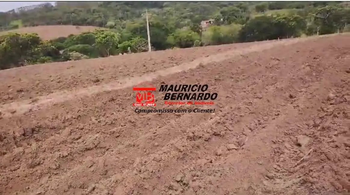 Foto 4 de Sítio / Rancho com 2 quartos à venda, 14m2 em Angatuba - SP