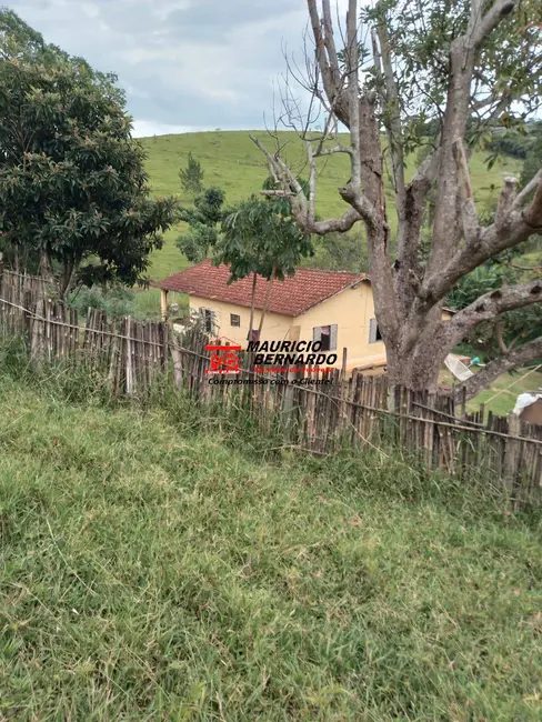 Foto 4 de Fazenda / Haras com 3 quartos à venda, 103m2 em Guaratingueta - SP
