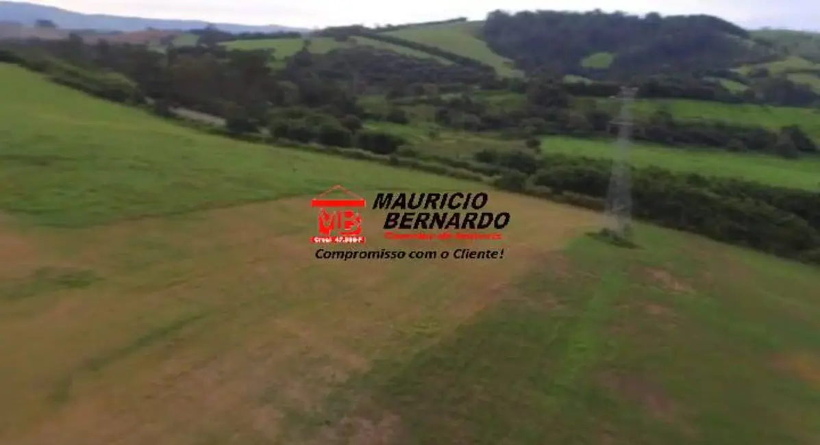 Foto 7 de Fazenda / Haras com 3 quartos à venda em Tuiuti - SP