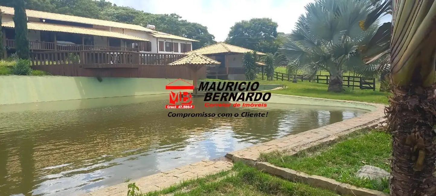 Foto 2 de Fazenda / Haras com 8 quartos à venda, 420m2 em Oliveira - MG