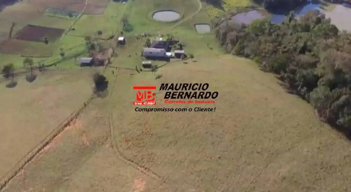 Foto 5 de Sítio / Rancho com 4 quartos à venda em Monte Alegre Do Sul - SP