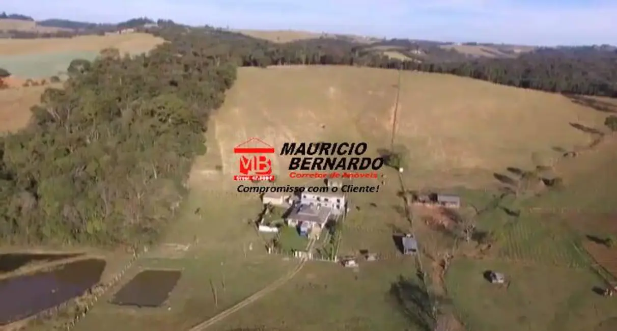 Foto 6 de Sítio / Rancho com 4 quartos à venda em Monte Alegre Do Sul - SP