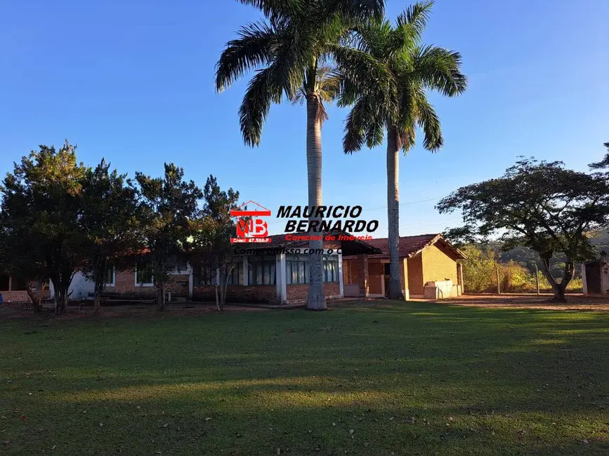 Foto 1 de Fazenda / Haras com 3 quartos à venda em Morungaba - SP