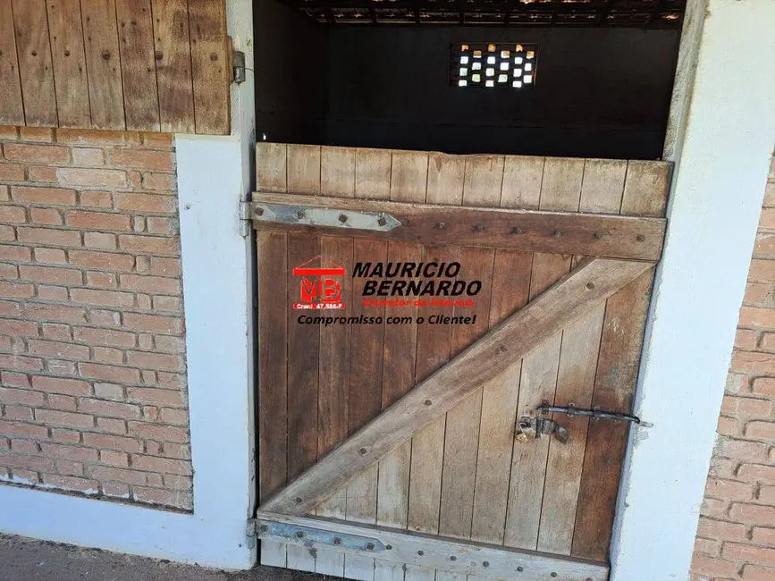 Foto 8 de Fazenda / Haras com 3 quartos à venda em Morungaba - SP