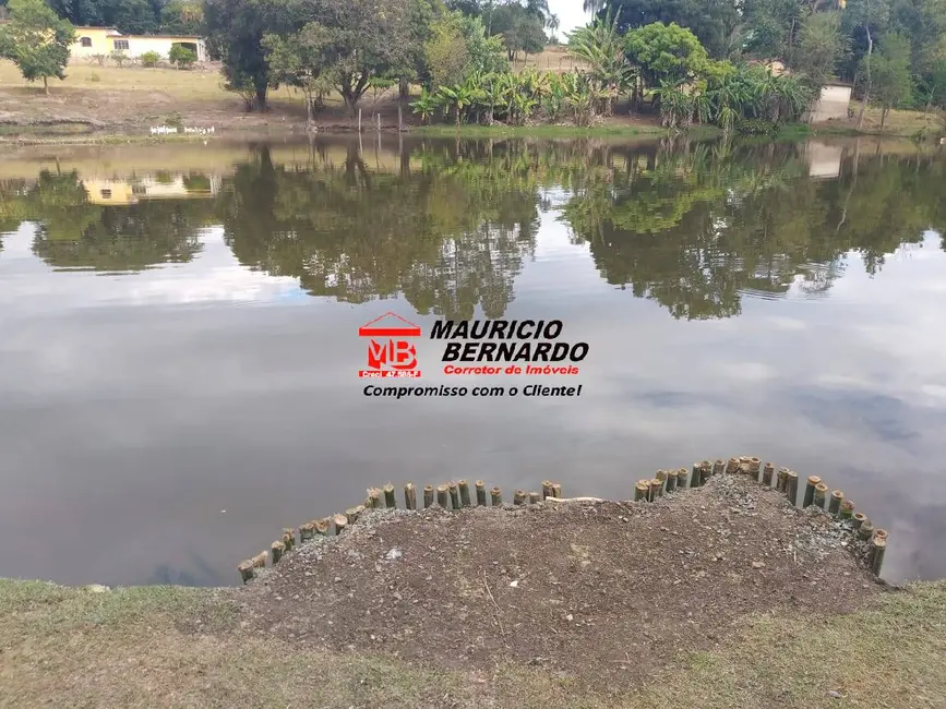 Foto 2 de Sítio / Rancho com 3 quartos à venda em Amparo - SP