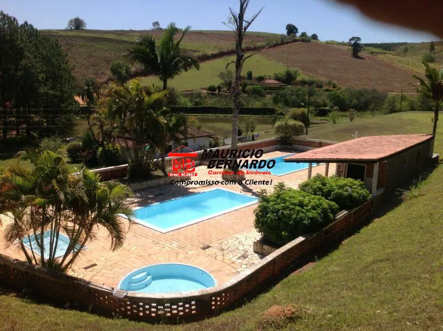 Foto 3 de Sítio / Rancho com 3 quartos à venda, 11m2 em Braganca Paulista - SP