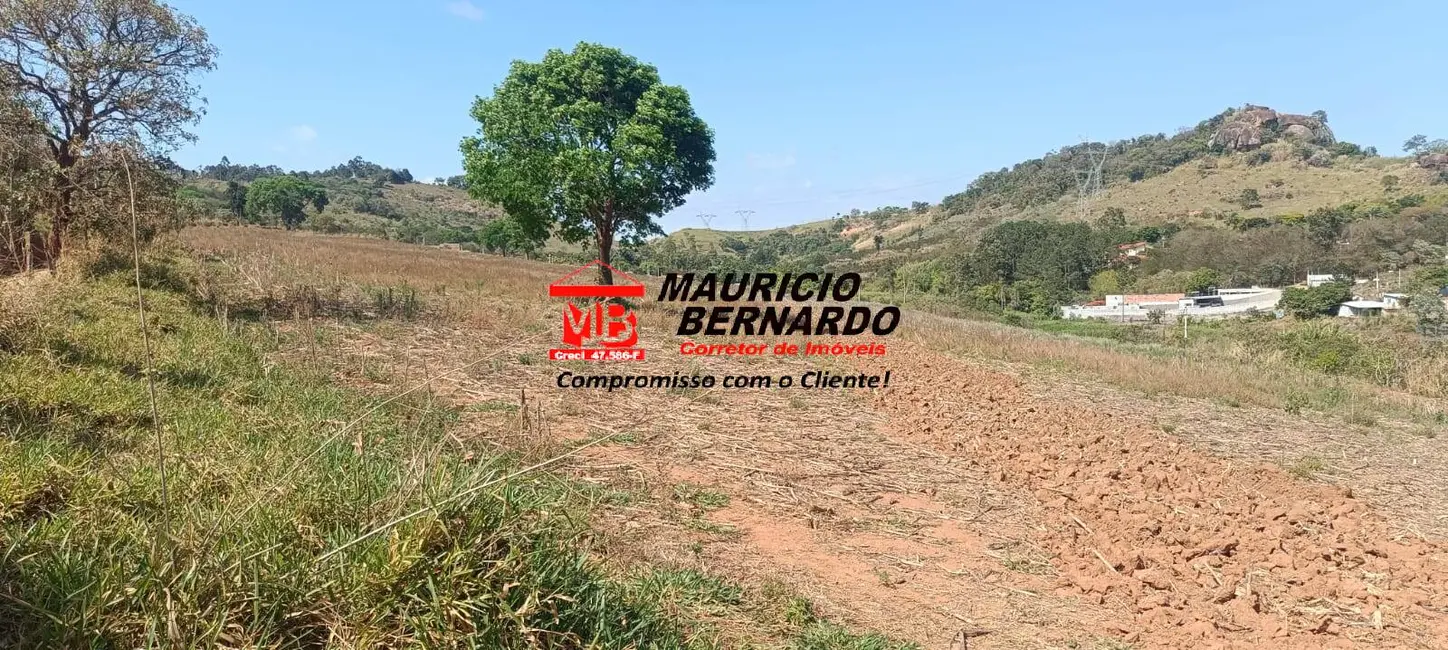 Foto 6 de Sítio / Rancho com 3 quartos à venda, 35m2 em Atibaia - SP