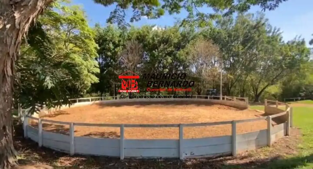 Foto 2 de Fazenda / Haras à venda, 10m2 em Atibaia - SP