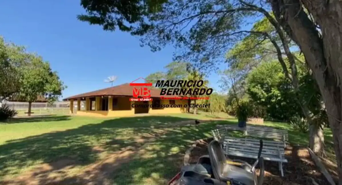 Foto 3 de Fazenda / Haras à venda, 10m2 em Atibaia - SP