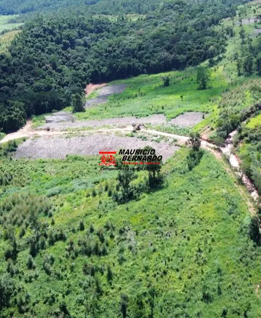 Foto 4 de Fazenda / Haras com 2 quartos à venda, 90m2 em Amparo - SP