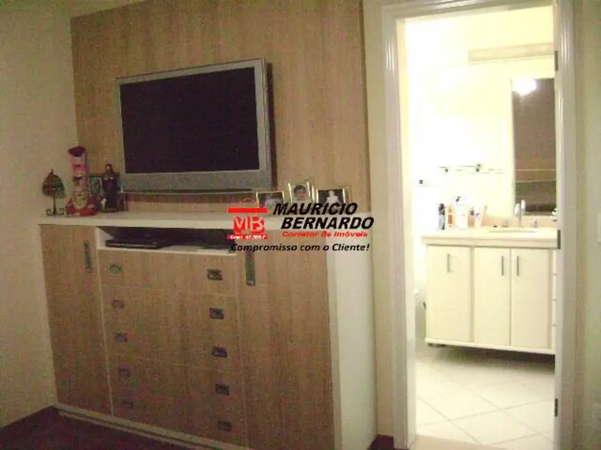 Foto 8 de Casa com 4 quartos à venda, 355m2 em Itatiba - SP