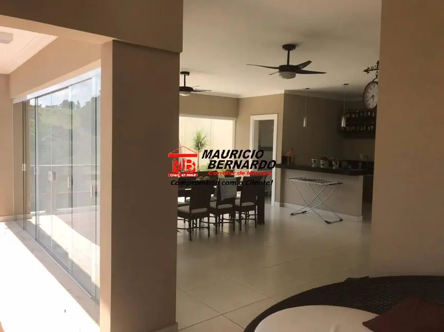 Foto 3 de Casa com 4 quartos à venda, 1200m2 em Vila Cruzeiro, Itatiba - SP