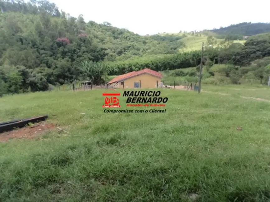 Foto 3 de Sítio / Rancho com 3 quartos à venda, 9m2 em Braganca Paulista - SP