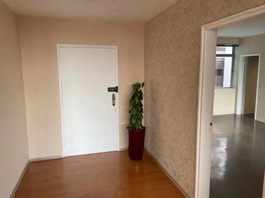 Apartamento com 4 quartos à venda, 220m2 em Centro, Sorocaba - SP - imagem 3 Foto 3 de Apartamento com 4 quartos à venda, 220m2 em Centro, Sorocaba - SP