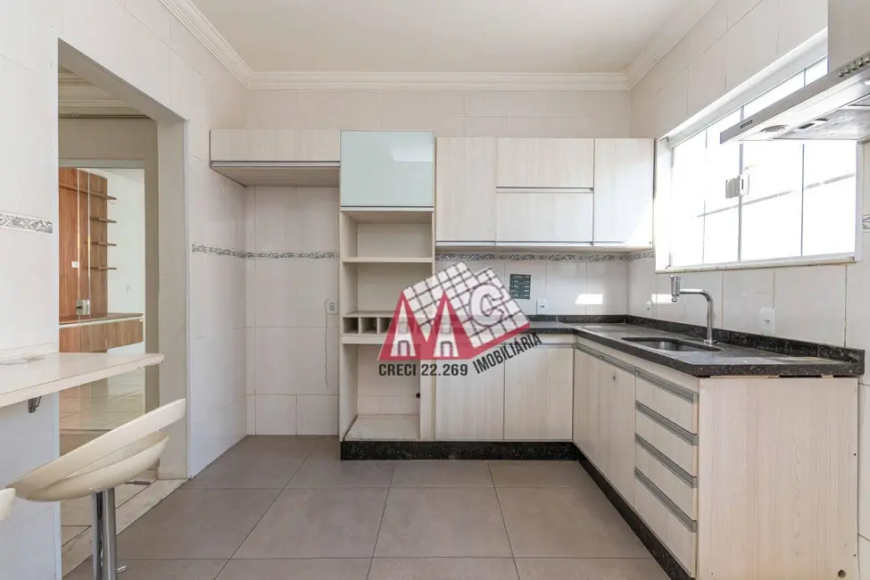Sobrado com 4 quartos à venda, 200m2 em Wanel Ville, Sorocaba - SP - imagem 6 Foto 6 de Sobrado com 4 quartos à venda, 200m2 em Wanel Ville, Sorocaba - SP