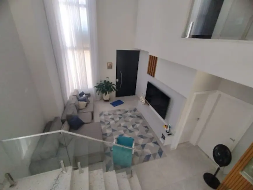 Sobrado com 4 quartos à venda, 276m2 em Wanel Ville, Sorocaba - SP - imagem 9 Foto 9 de Sobrado com 4 quartos à venda, 276m2 em Wanel Ville, Sorocaba - SP