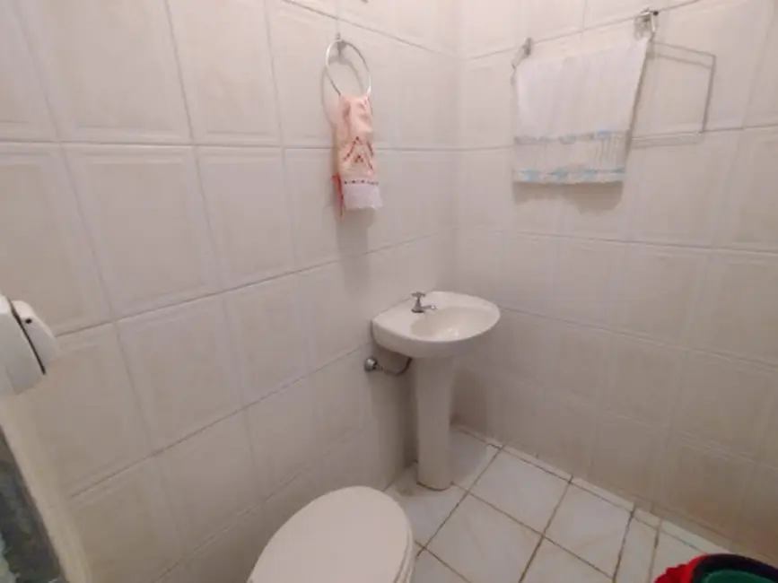 Casa com 2 quartos à venda, 176m2 em Conjunto Habitacional Júlio de Mesquita Filho, Sorocaba - SP - imagem 3 Foto 3 de Casa com 2 quartos à venda, 176m2 em Conjunto Habitacional Júlio de Mesquita Filho, Sorocaba - SP