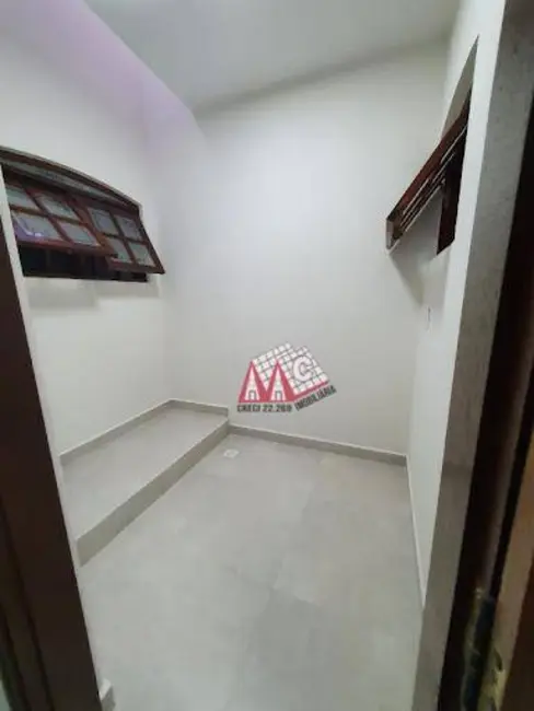 Casa de Condomínio com 3 quartos à venda, 207m2 em Vila Guimarães, Sorocaba - SP - imagem 8 Foto 8 de Casa de Condomínio com 3 quartos à venda, 207m2 em Vila Guimarães, Sorocaba - SP