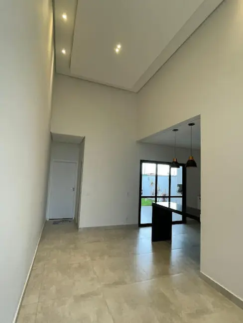 Casa de Condomínio com 3 quartos à venda, 200m2 em Wanel Ville, Sorocaba - SP - imagem 1 Foto 1 de Casa de Condomínio com 3 quartos à venda, 200m2 em Wanel Ville, Sorocaba - SP