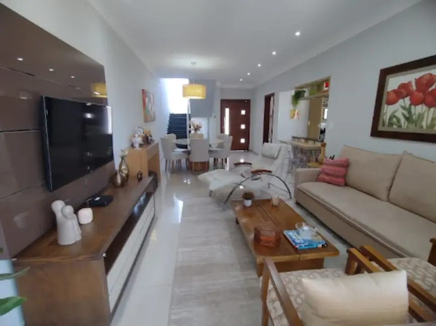 Sobrado com 3 quartos à venda, 225m2 em Wanel Ville, Sorocaba - SP - imagem 4 Foto 4 de Sobrado com 3 quartos à venda, 225m2 em Wanel Ville, Sorocaba - SP