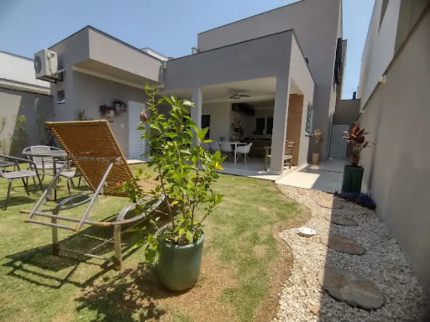 Foto 1 de Sobrado com 3 quartos à venda, 225m2 em Wanel Ville, Sorocaba - SP