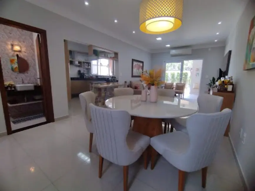Sobrado com 3 quartos à venda, 225m2 em Wanel Ville, Sorocaba - SP - imagem 5 Foto 5 de Sobrado com 3 quartos à venda, 225m2 em Wanel Ville, Sorocaba - SP