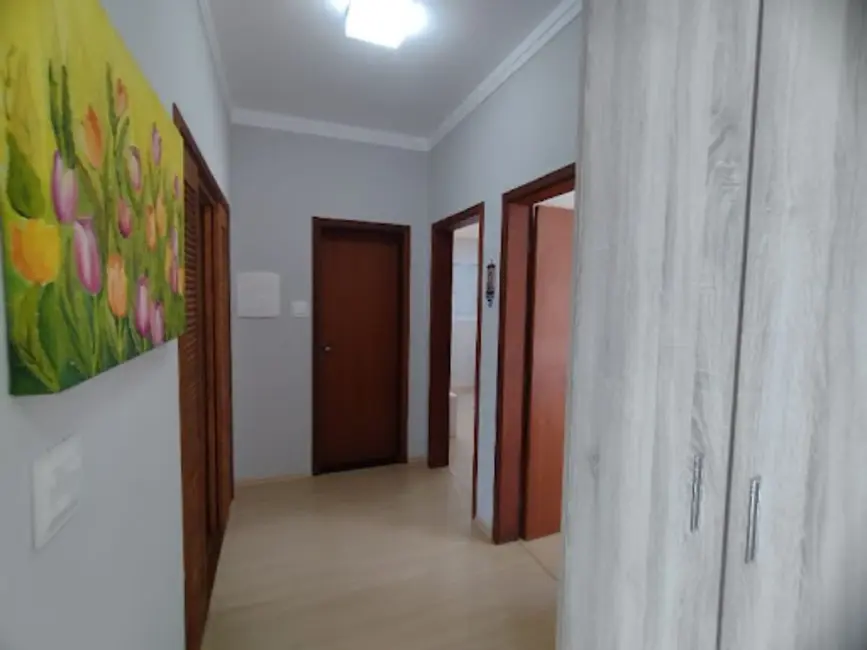 Sobrado com 3 quartos à venda, 225m2 em Wanel Ville, Sorocaba - SP - imagem 9 Foto 9 de Sobrado com 3 quartos à venda, 225m2 em Wanel Ville, Sorocaba - SP