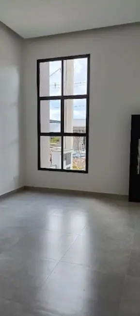 Casa de Condomínio com 3 quartos à venda, 200m2 em Wanel Ville, Sorocaba - SP - imagem 3 Foto 3 de Casa de Condomínio com 3 quartos à venda, 200m2 em Wanel Ville, Sorocaba - SP