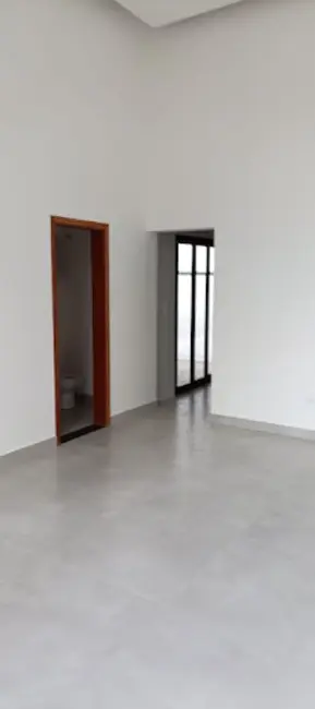 Casa de Condomínio com 3 quartos à venda, 200m2 em Wanel Ville, Sorocaba - SP - imagem 4 Foto 4 de Casa de Condomínio com 3 quartos à venda, 200m2 em Wanel Ville, Sorocaba - SP