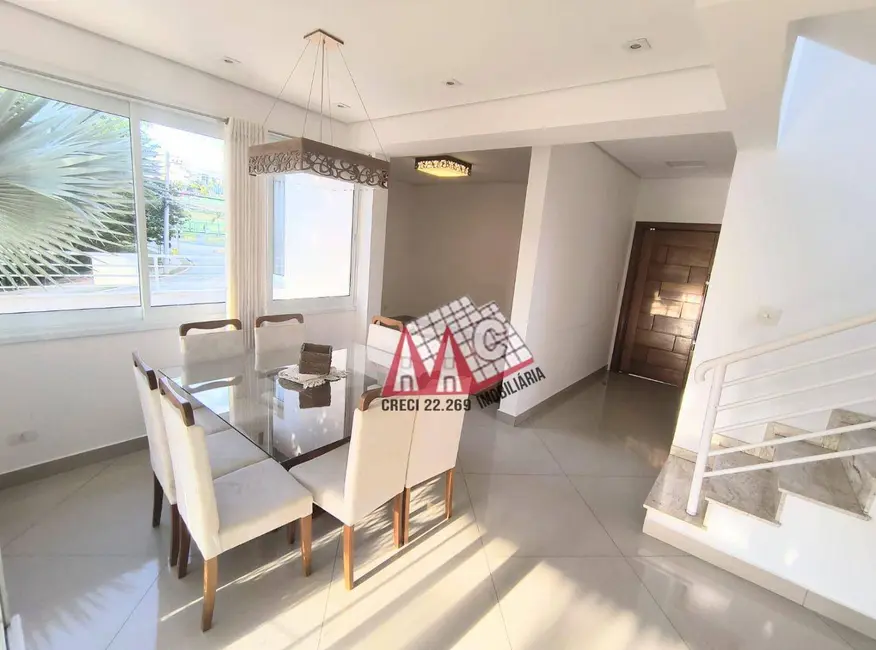 Sobrado com 3 quartos à venda, 278m2 em Wanel Ville, Sorocaba - SP - imagem 5 Foto 5 de Sobrado com 3 quartos à venda, 278m2 em Wanel Ville, Sorocaba - SP