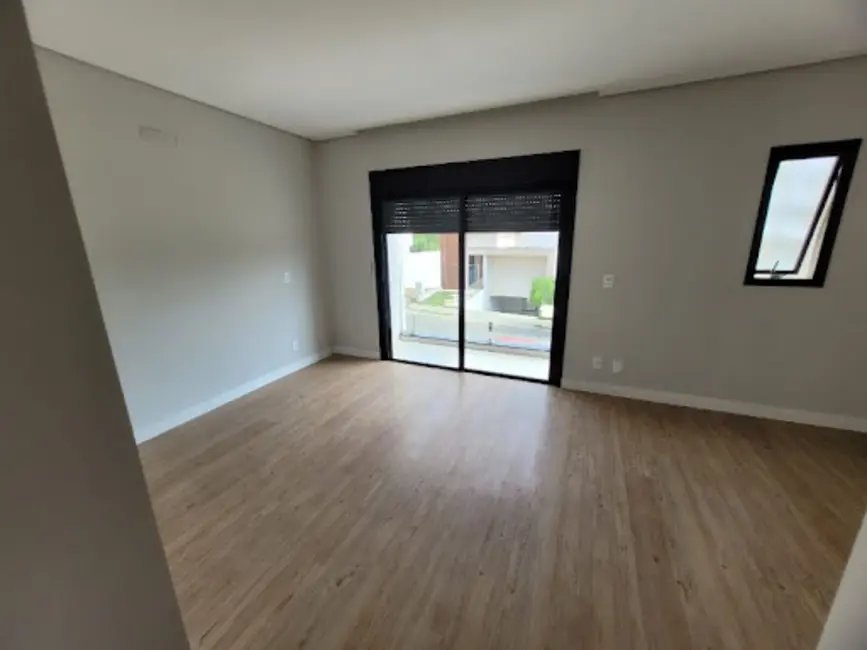 Casa de Condomínio com 3 quartos à venda, 250m2 em Morros, Sorocaba - SP - imagem 9 Foto 9 de Casa de Condomínio com 3 quartos à venda, 250m2 em Morros, Sorocaba - SP