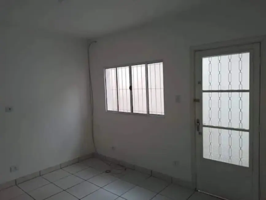 Foto 2 de Casa com 2 quartos à venda, 125m2 em Jardim Simus, Sorocaba - SP