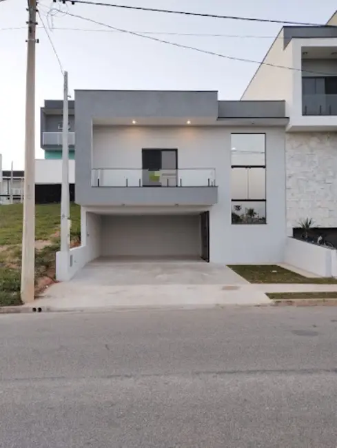 Foto 2 de Casa de Condomínio com 3 quartos à venda, 150m2 em Horto Florestal, Sorocaba - SP