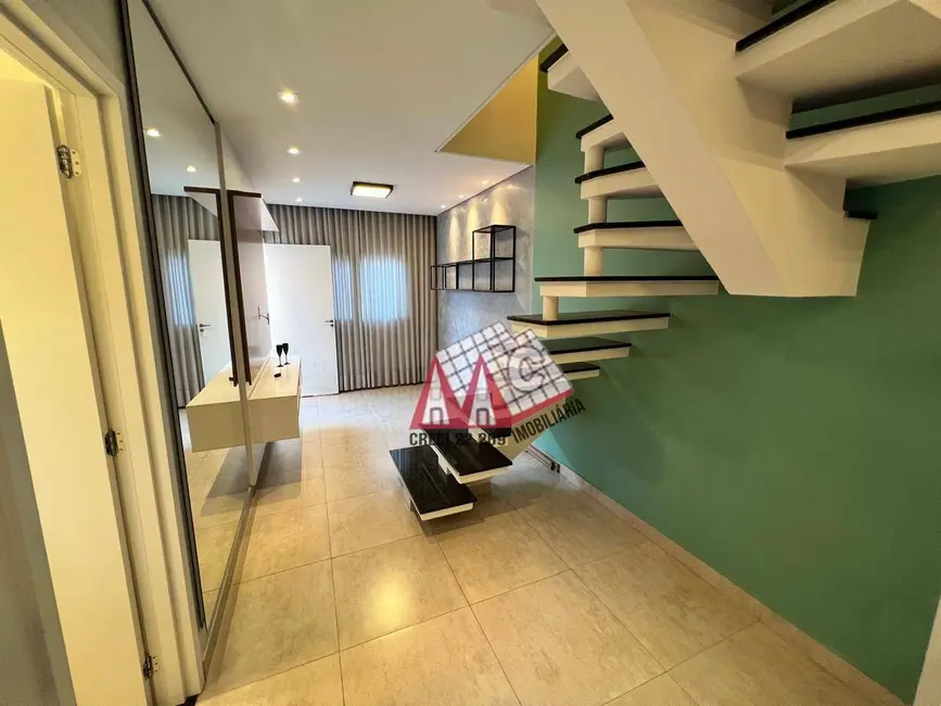 Foto 1 de Sobrado com 2 quartos para alugar, 78m2 em Chácaras Reunidas São Jorge, Sorocaba - SP