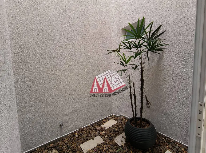 Sobrado com 3 quartos à venda, 200m2 em Wanel Ville, Sorocaba - SP - imagem 5 Foto 5 de Sobrado com 3 quartos à venda, 200m2 em Wanel Ville, Sorocaba - SP