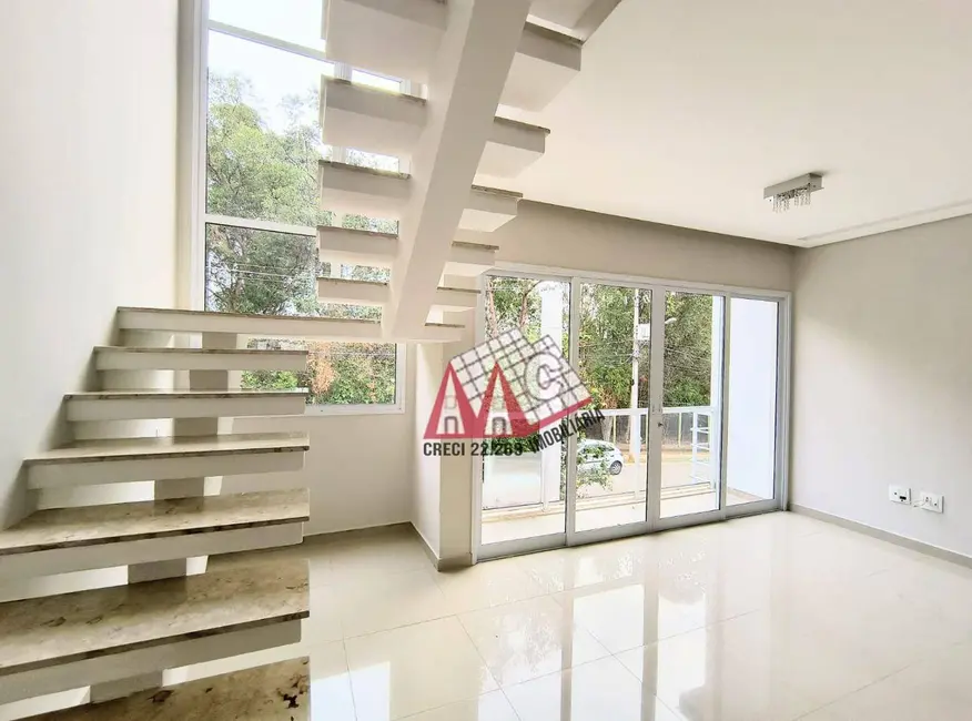 Sobrado com 3 quartos à venda, 200m2 em Wanel Ville, Sorocaba - SP - imagem 7 Foto 7 de Sobrado com 3 quartos à venda, 200m2 em Wanel Ville, Sorocaba - SP