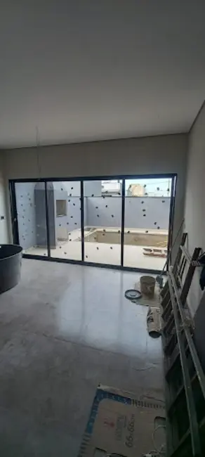 Sobrado com 3 quartos à venda, 200m2 em Wanel Ville, Sorocaba - SP - imagem 2 Foto 2 de Sobrado com 3 quartos à venda, 200m2 em Wanel Ville, Sorocaba - SP