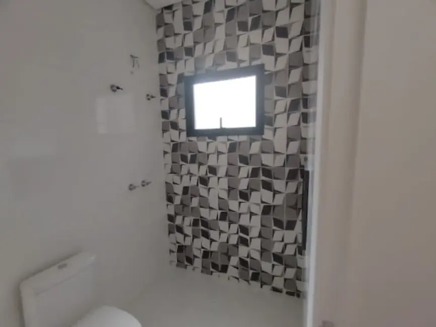 Casa com 3 quartos à venda, 200m2 em Wanel Ville, Sorocaba - SP - imagem 3 Foto 3 de Casa com 3 quartos à venda, 200m2 em Wanel Ville, Sorocaba - SP