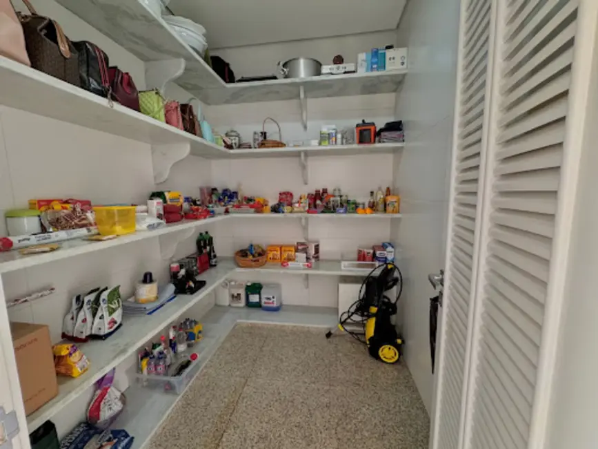 Sobrado com 3 quartos à venda, 847m2 em Parque Campolim, Sorocaba - SP - imagem 7 Foto 7 de Sobrado com 3 quartos à venda, 847m2 em Parque Campolim, Sorocaba - SP
