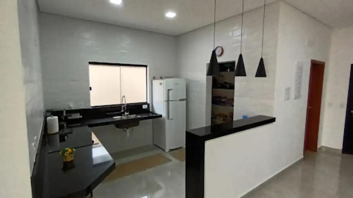 Sobrado com 3 quartos à venda, 200m2 em Wanel Ville, Sorocaba - SP - imagem 3 Foto 3 de Sobrado com 3 quartos à venda, 200m2 em Wanel Ville, Sorocaba - SP