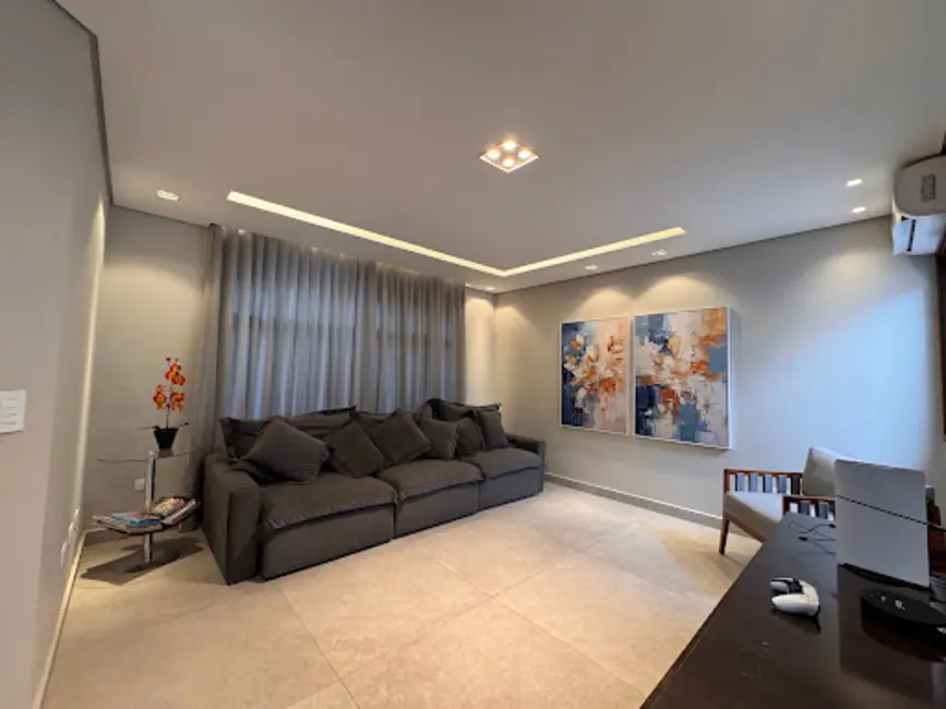 Foto 2 de Casa com 3 quartos à venda, 249m2 em Jardim São Paulo, Sorocaba - SP