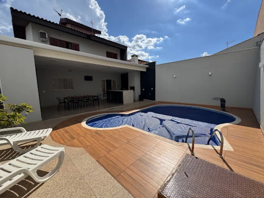 Foto 1 de Casa com 3 quartos à venda, 249m2 em Jardim São Paulo, Sorocaba - SP
